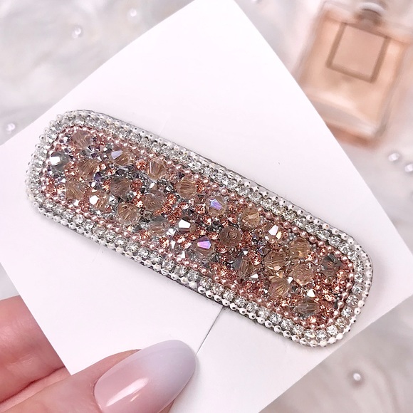 Accessories - 🧡10/$45🧡Orange Glass Beads Rectangular Hair Clip NEW